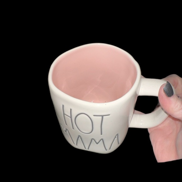 NWT Rae Dunn “Hot Mama” ceramic mug - Picture 2 of 3